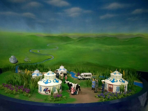 生态旅游馆中的内蒙古大草原场景复原模型