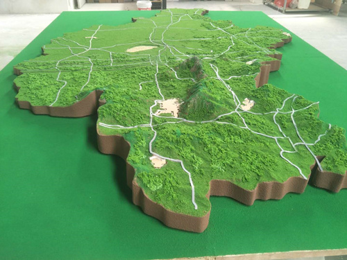 基本制作完成的地形模型图片.jpg