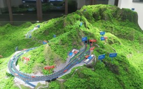 河南盘山公路隧道地形沙盘